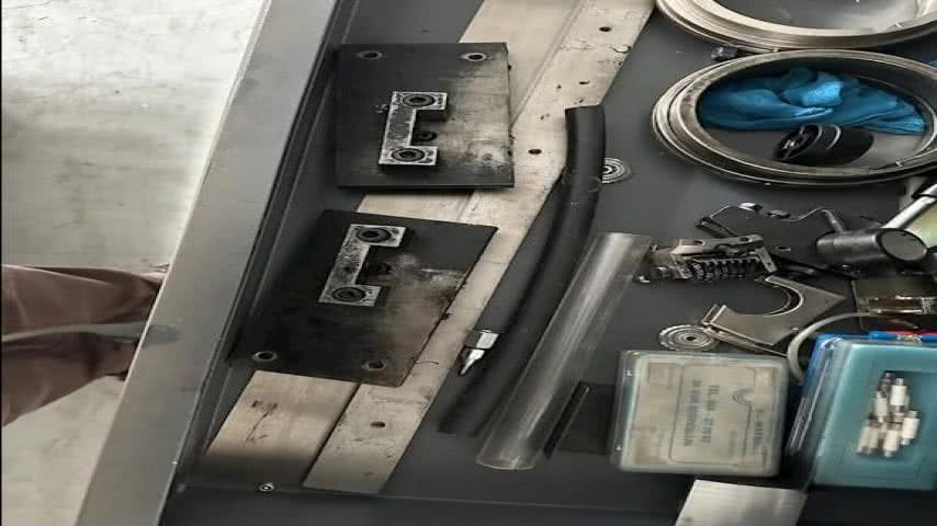 Heidelberg, SM 74 Numbering & Perforating Unit
